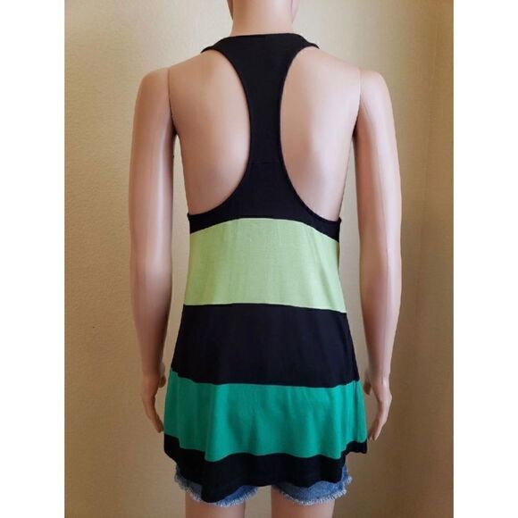 🖤 H&M green striped racerback knit tank - Picture 3 of 3